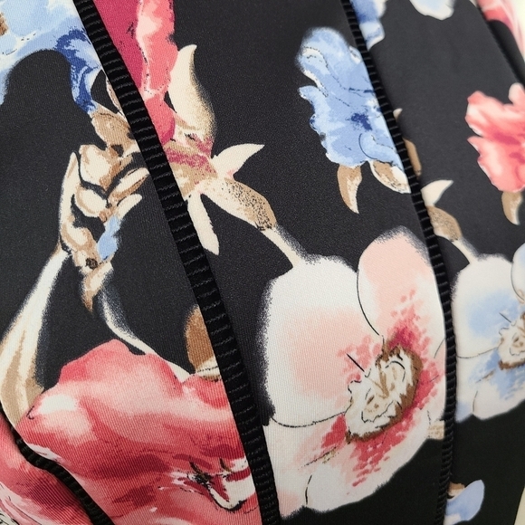 Whbm Floral Scuba Fit and Flare Dress Size 6 - Picture 6 of 8